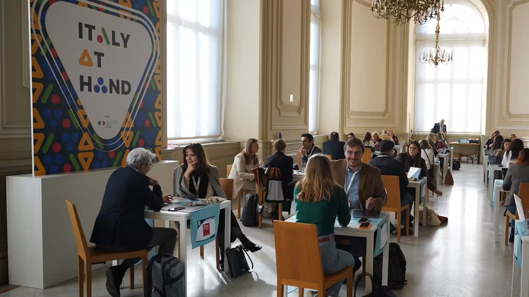 italy at hand cb italia