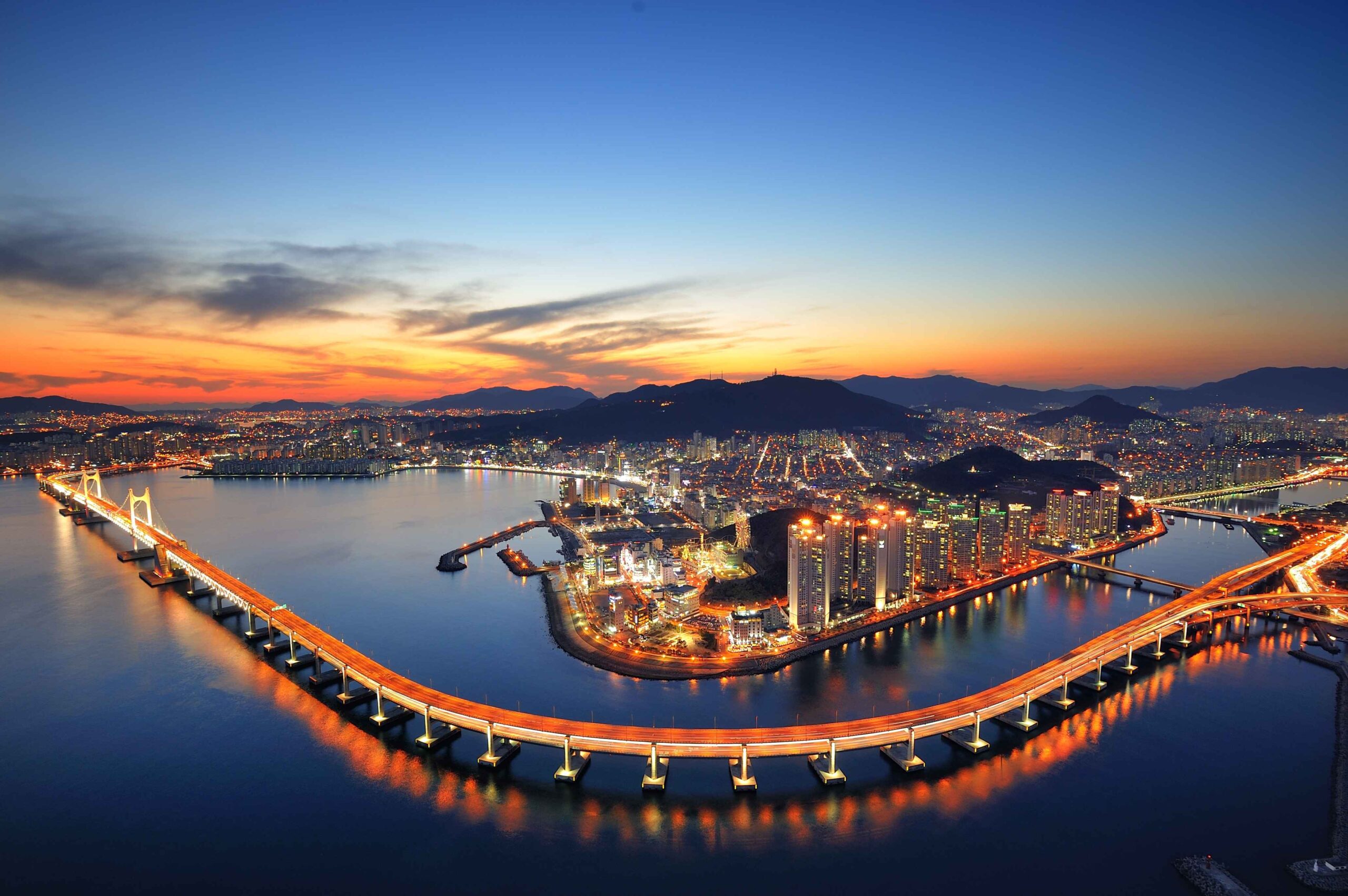 Gwangandaegyo Bridge, Embracing a City - PH Choi Yeong-Geun