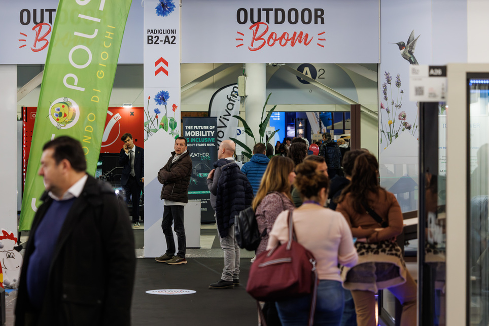 hospitality2027 outdoor boom