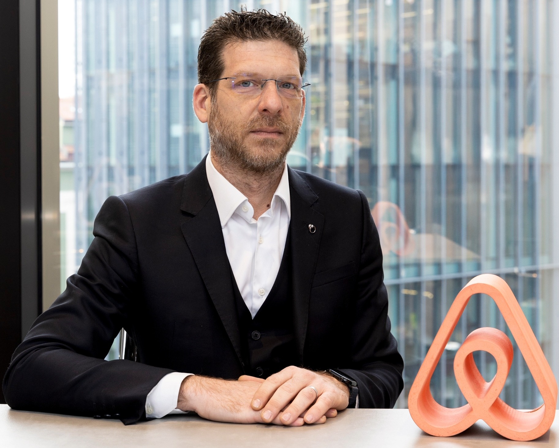matteo sarzana airbnb