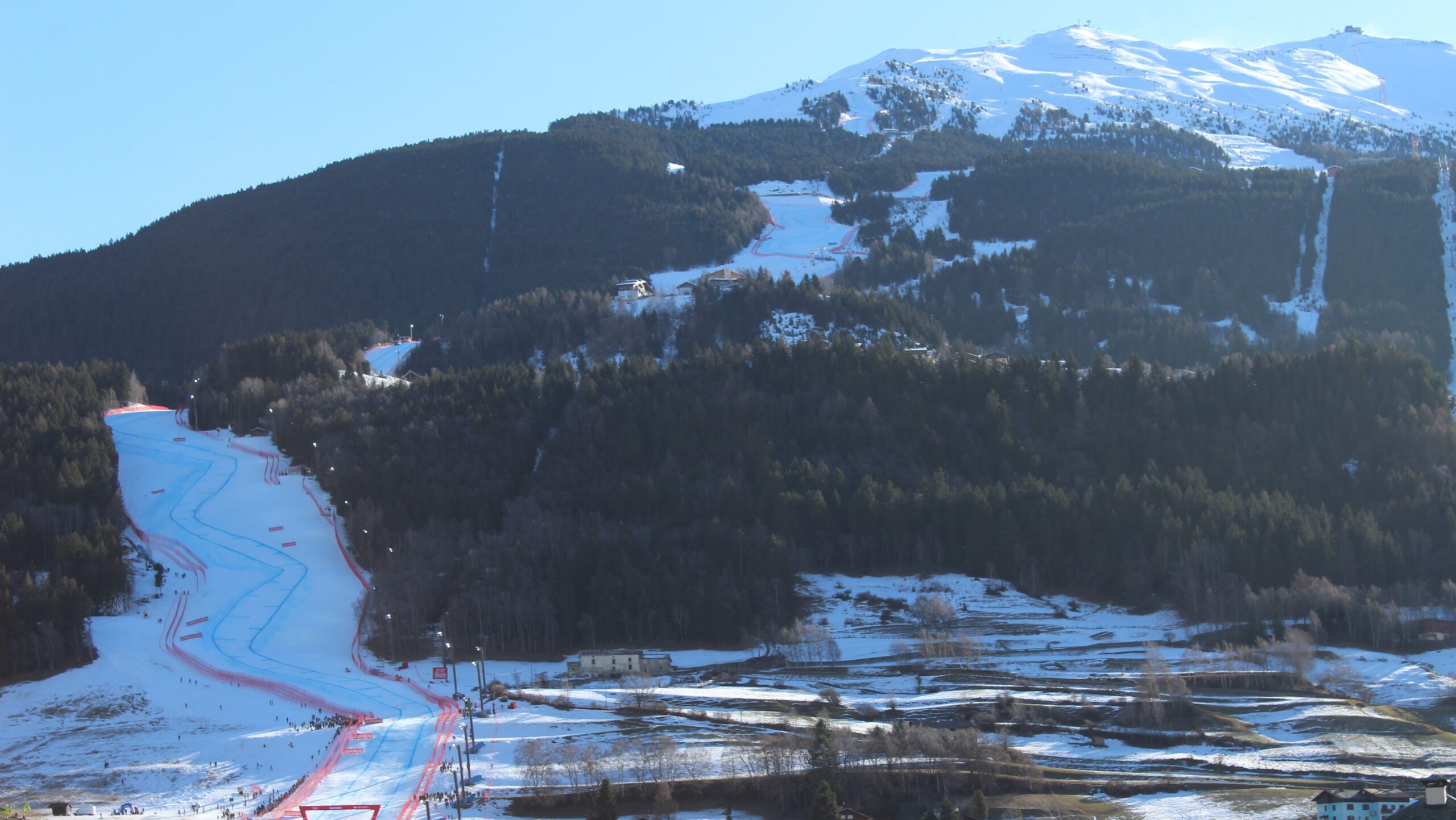 pista stelvio bormio, foto di dispe su wikipedia.org