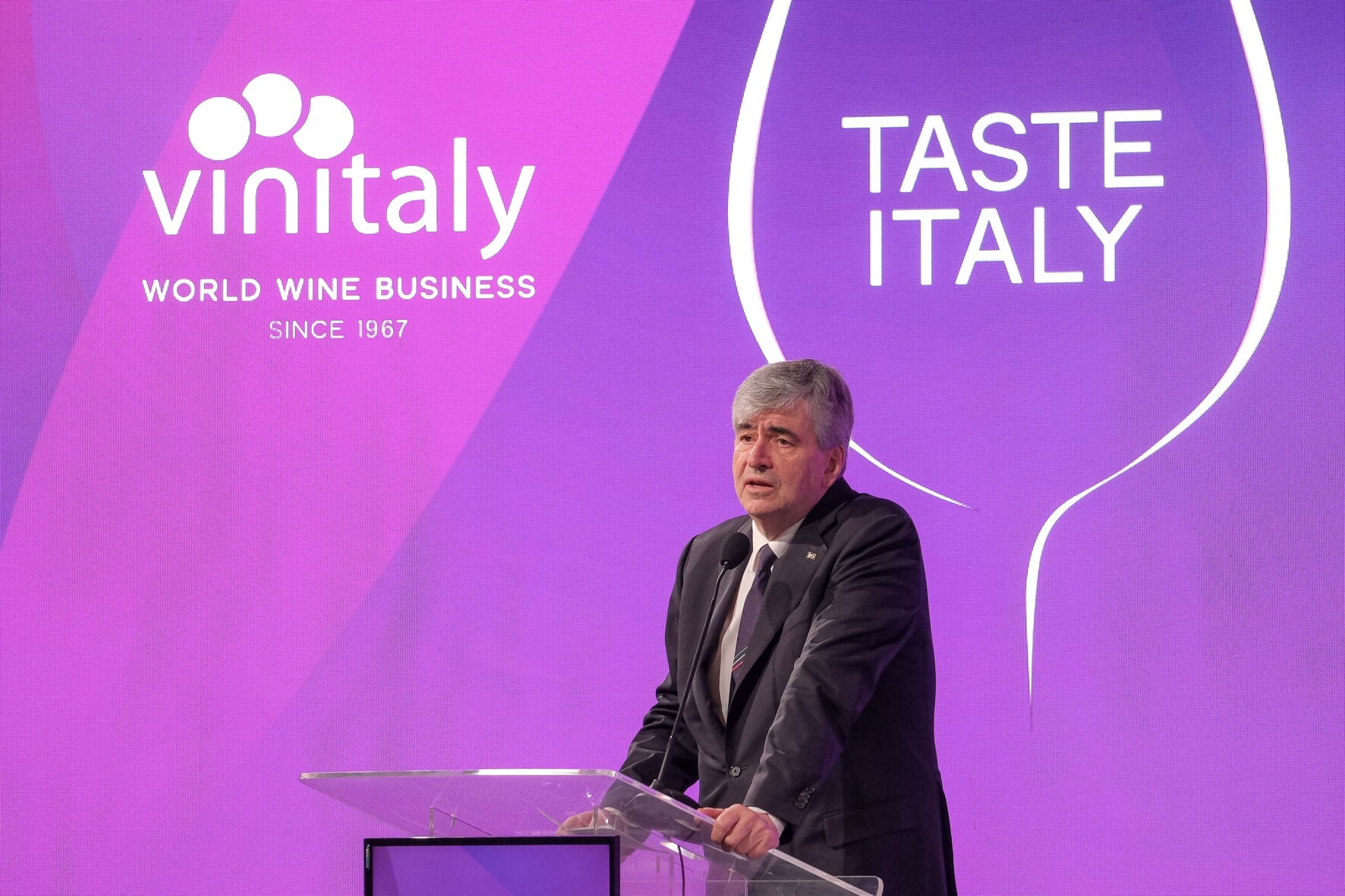 credit verona fiere vinitaly