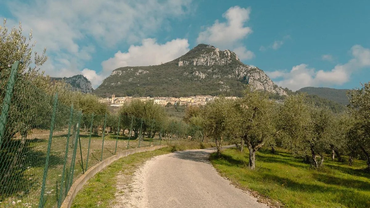 borgo cesi umbria monte eolo