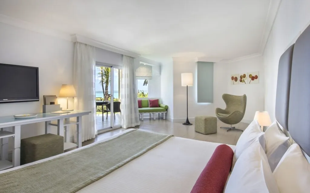 Ambre Rooms Deluxe Sea Facing With Terrace Balcony