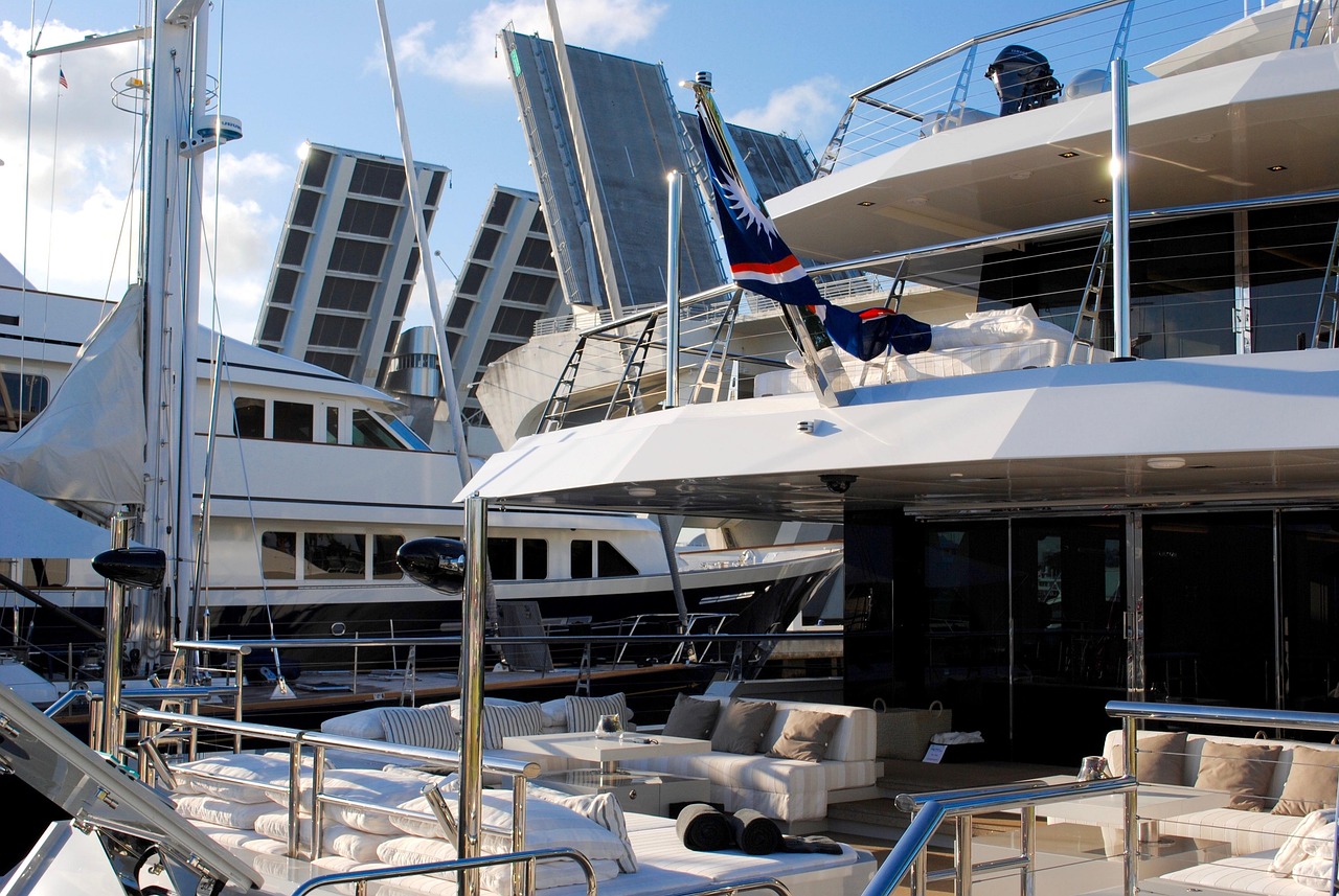 yacht lusso foto da pixabay