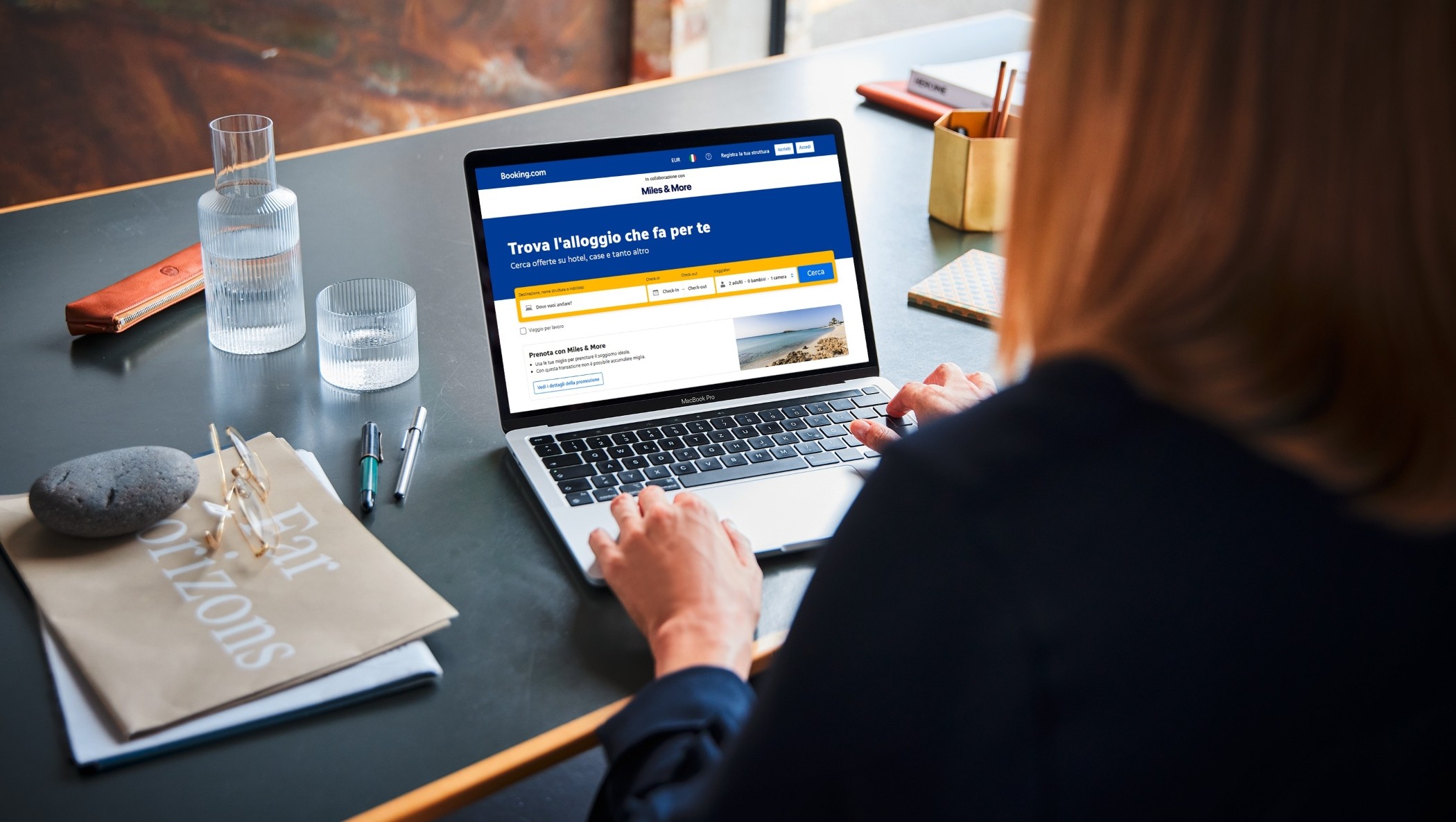 Le persone iscritte a Miles & More possono ora utilizzare le miglia anche per prenotare un alloggio su Booking.com. © Miles & More GmbH